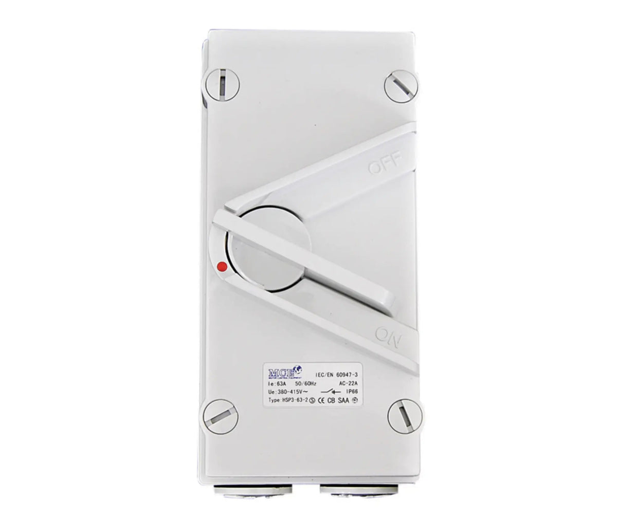4 Pole IP66 Surface Mount Lockable Isolator - MCE ELECTRIC - Standard Lighting