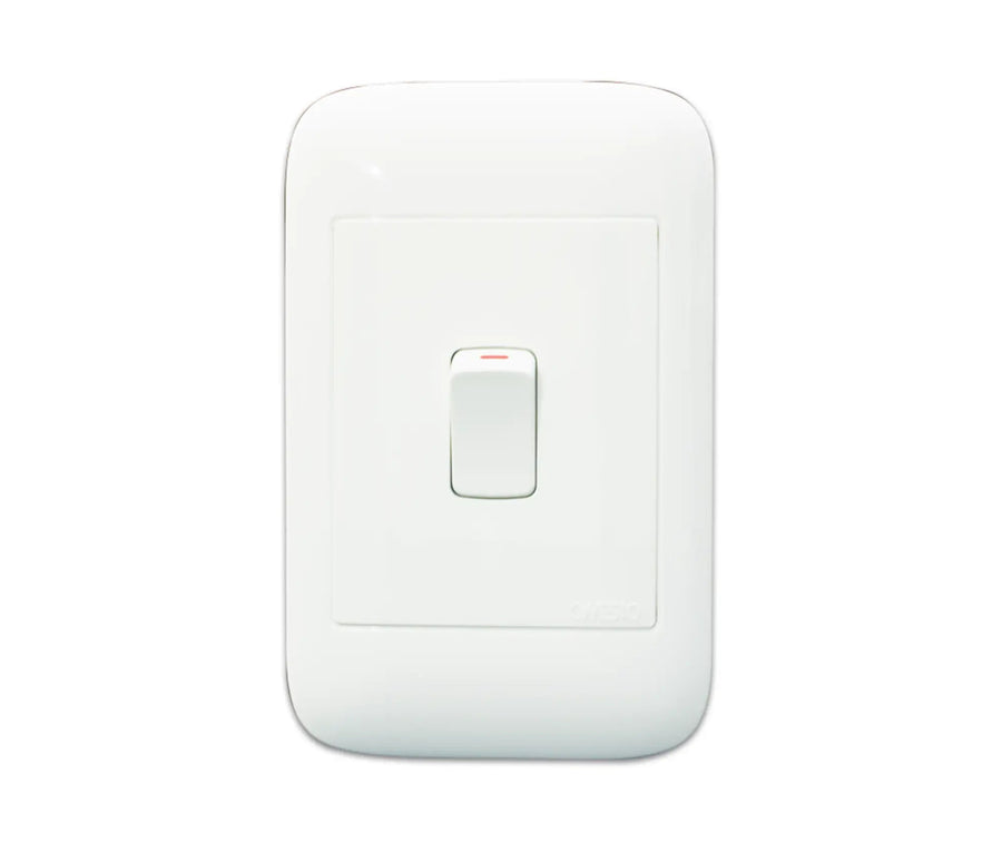 ONESTO ORACLE ON201IS 2X4 INTERMEDIATE SWITCH - Onesto - Standard Lighting (Pty) Ltd
