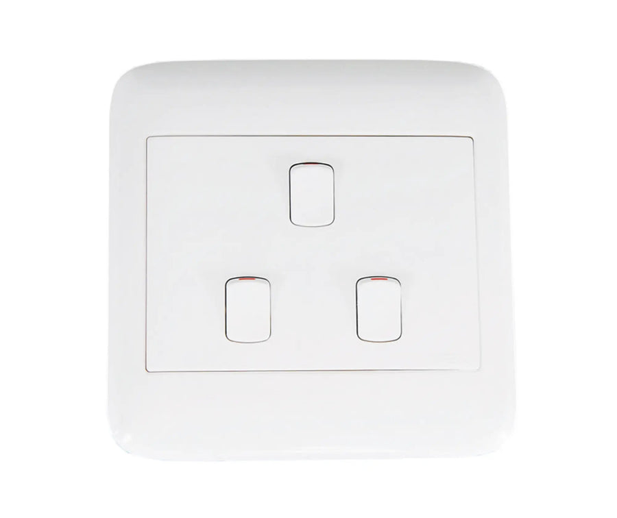 ONESTO ORACLE ON4032 4X4 3 LEVER 2 WAY SWITCH WHITE - Onesto - Standard Lighting (Pty) Ltd