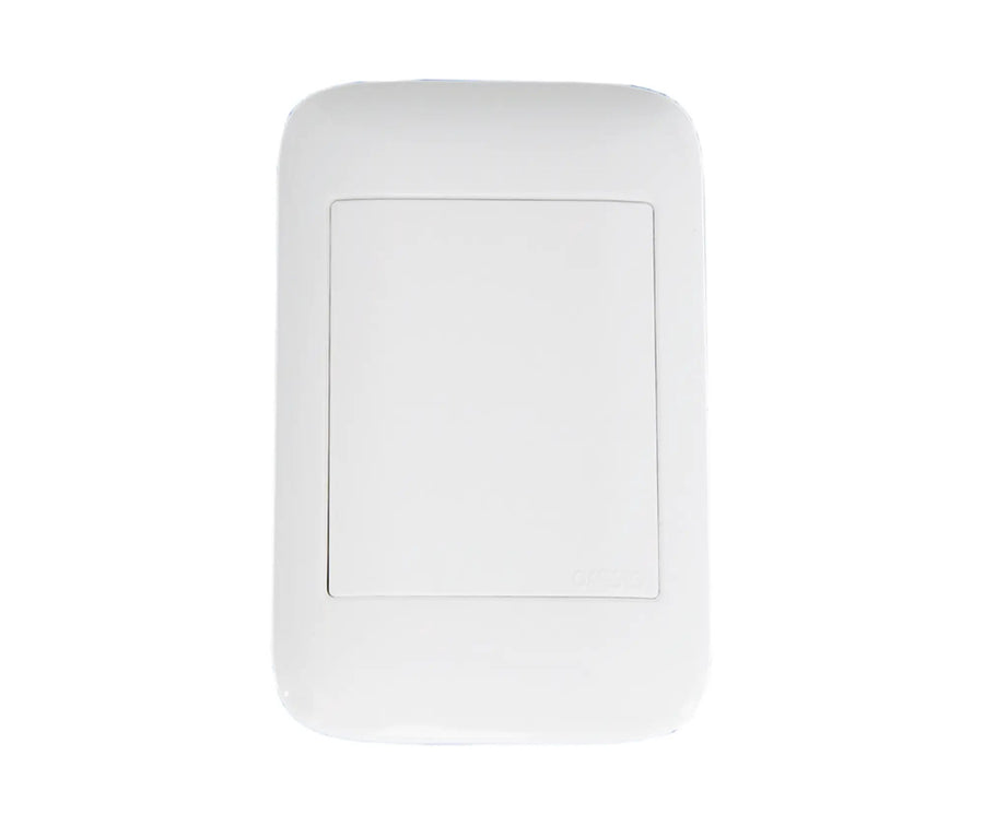 ONESTO ORACLE ONB4002 2X4 BLANK COVER - Onesto - Standard Lighting (Pty) Ltd