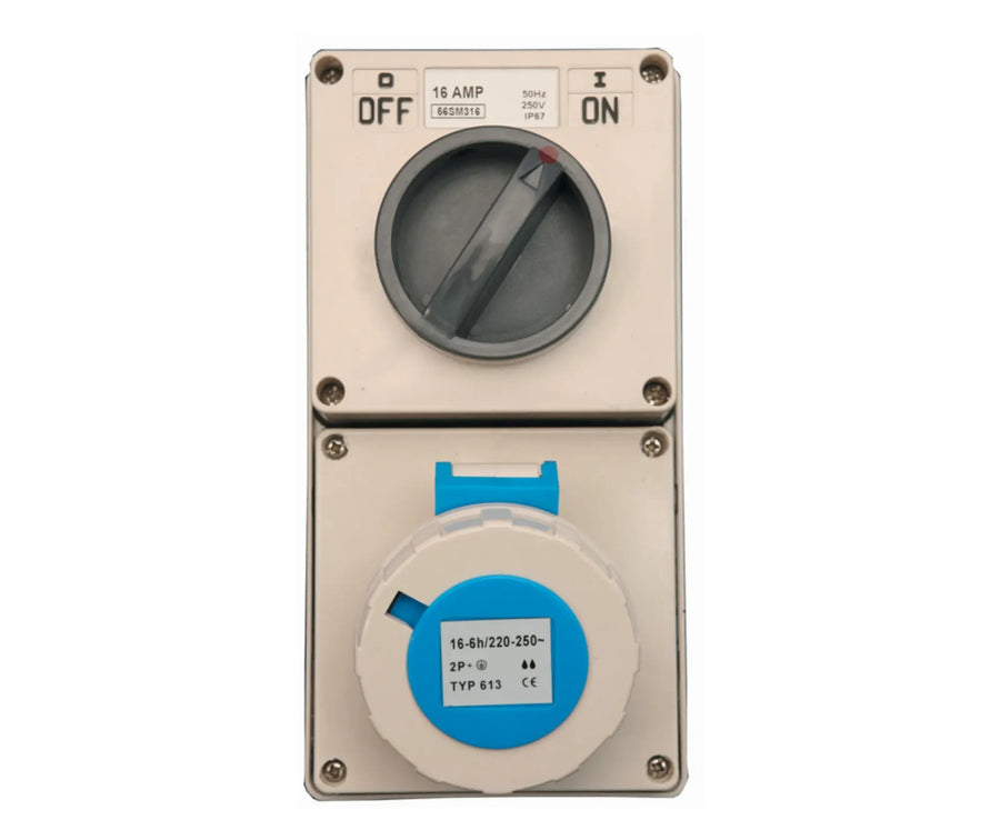 ONYX 5 PIN 32A 415V IP67 SWITCHED SOCKET WITH INTERLOCK - Onyx - Standard Lighting